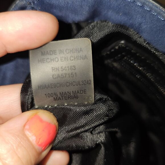 Calvin Klein
Navy Blue Purse Lane Nylon Triple Compartment Tote Handbag - Picture 10 of 16